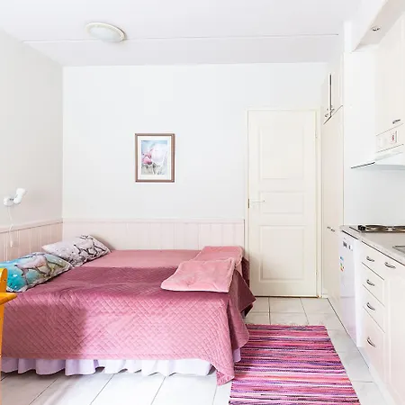 Moonlight 310 Visit Levi