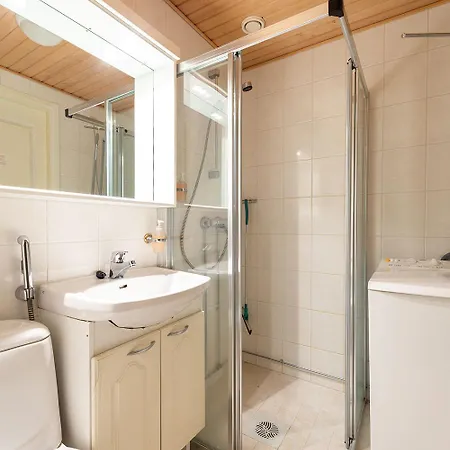 Moonlight 310 Visit * Levi